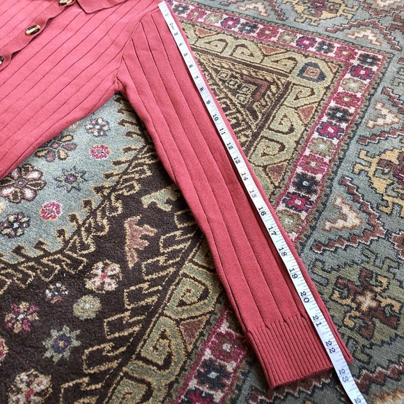 Beautiful Wide-Ribbed Rust-Color Crop Cardigan NWT Size S - Picture 16 of 16